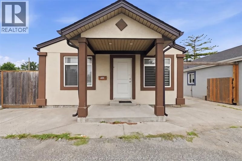 3457 WALKER Road, Windsor, Ontario, N8W3S2, Windsor, Ontario — photo 1 of 5
