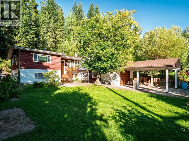 1688 AINTREE Drive, Prince George, British Columbia, V2K1H5, Prince George, British Columbia — photo 1 of 5