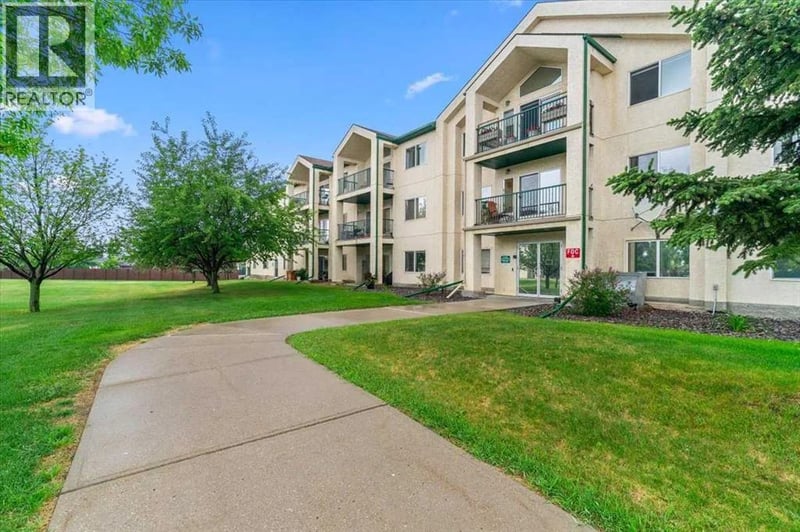 9111 104 Avenue, Grande Prairie, Alberta, T8X1K7, Grande Prairie, Alberta — photo 1 of 5