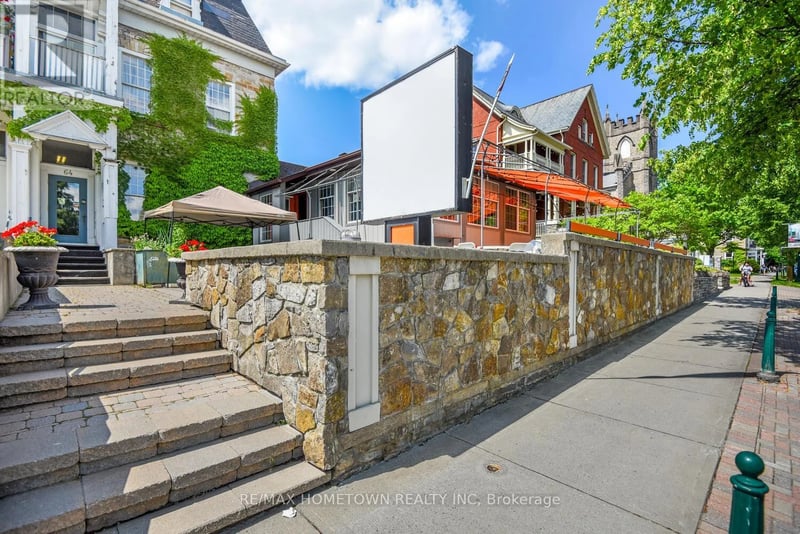 64 King Street East, Brockville, Ontario, K6V1B3, Brockville, Ontario — photo 1 of 5