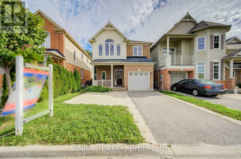 30 Elmeade Lane, Whitchurch-Stouffville (Stouffville), Ontario, L4A0P6, Whitchurch-Stouffville (Stouffville), Ontario — photo 1 of 5