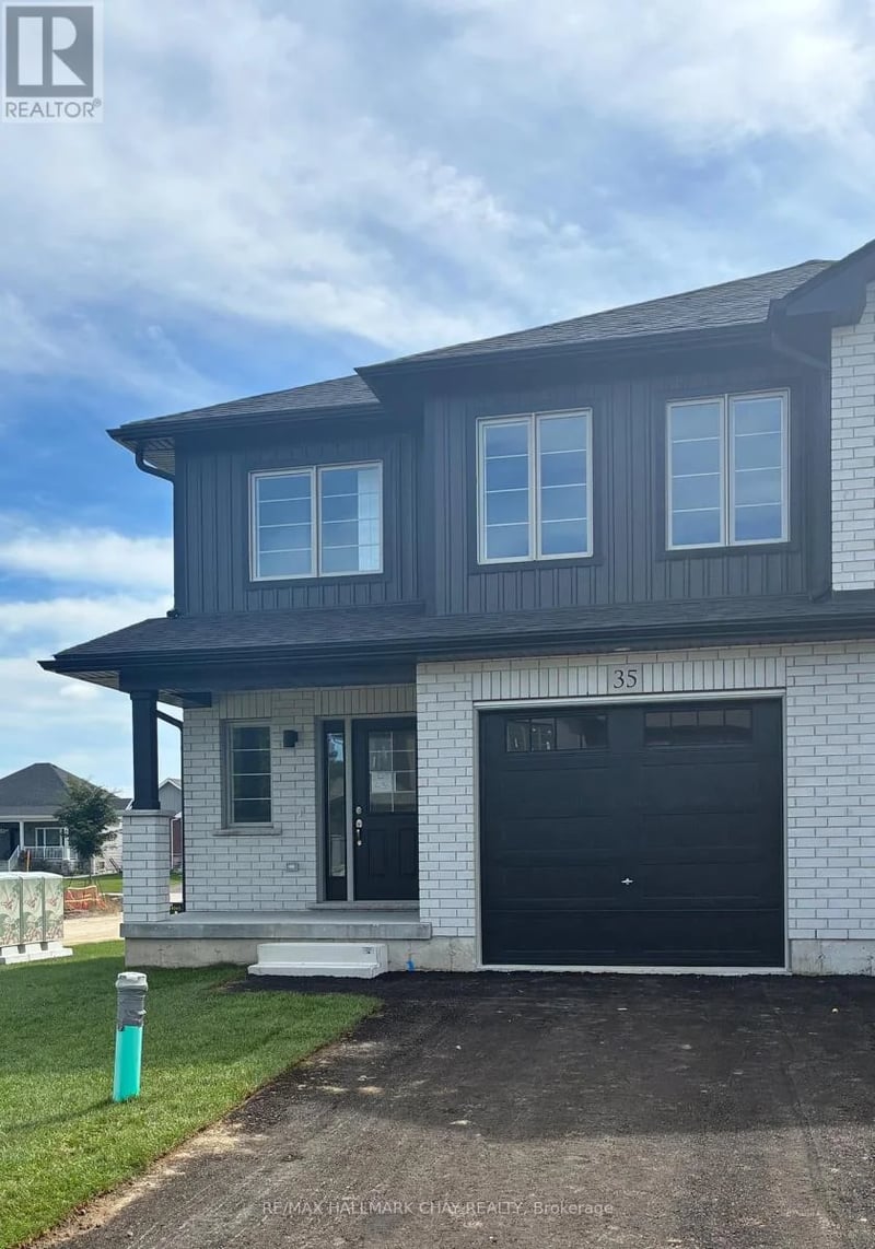 35 Strath Crescent, Springwater (Elmvale), Ontario, L0L1P0, Springwater (Elmvale), Ontario — photo 1 of 5