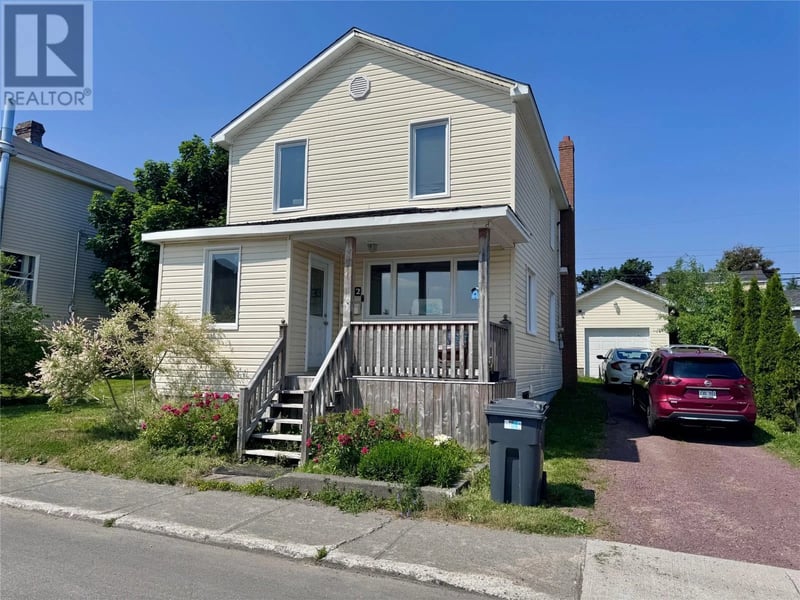 122 Lincoln Road, Grand Falls-Windsor, Newfoundland & Labrador, A2A1N5, Grand Falls-Windsor, Newfoundland & Labrador — photo 1 of 5