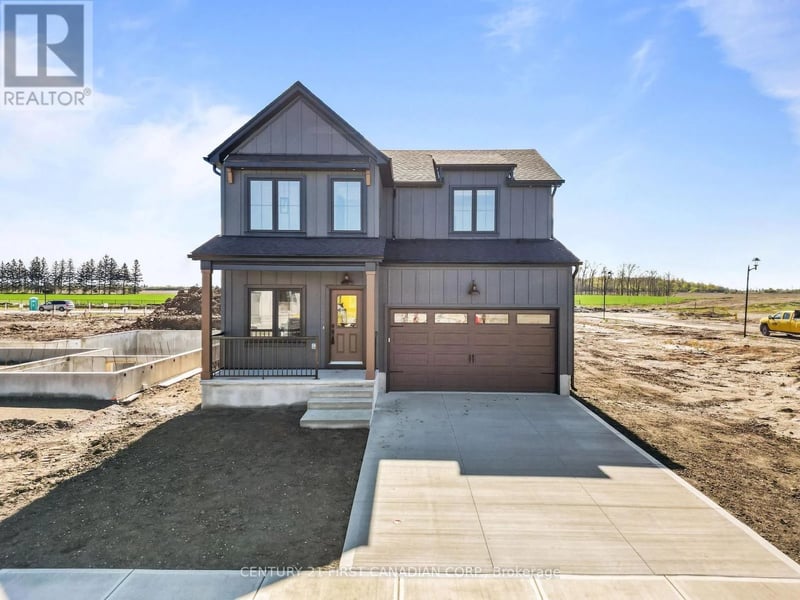 30 Sheldabren Street, North Middlesex (Ailsa Craig), Ontario, N0M1A0, North Middlesex (Ailsa Craig), Ontario — photo 1 of 5