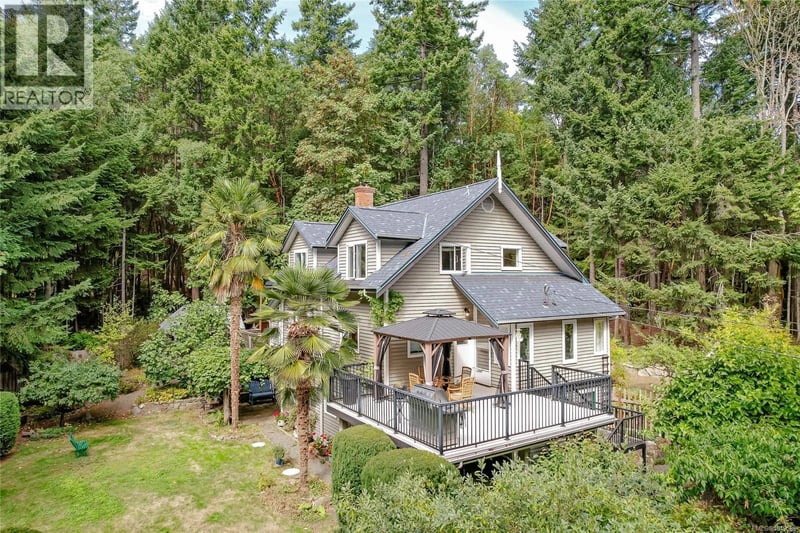 154 High Hill Road, Salt Spring, British Columbia, V8K2N6, Salt Spring, British Columbia — photo 1 of 5