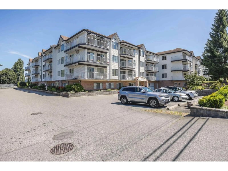 #310 33535 KING Road, Abbotsford, British Columbia, V2S6Z5, Abbotsford, British Columbia — photo 1 of 5
