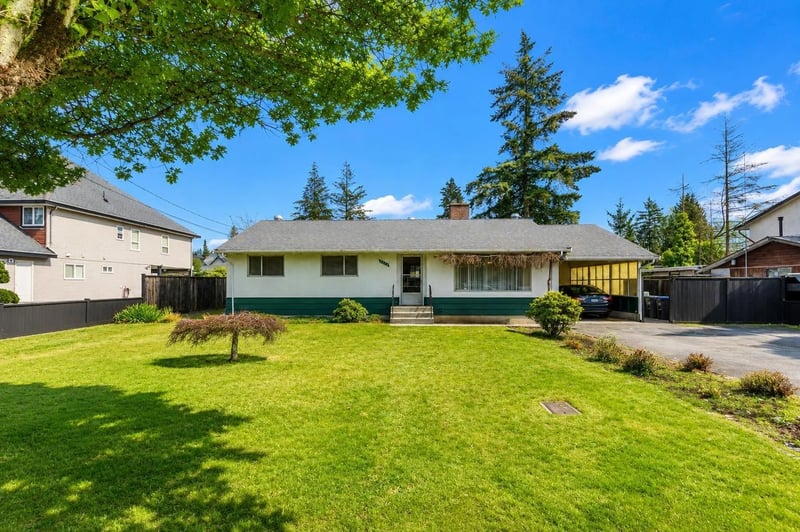 8736 154 Street, Surrey, British Columbia, V3S3N6, Surrey, British Columbia — photo 1 of 5