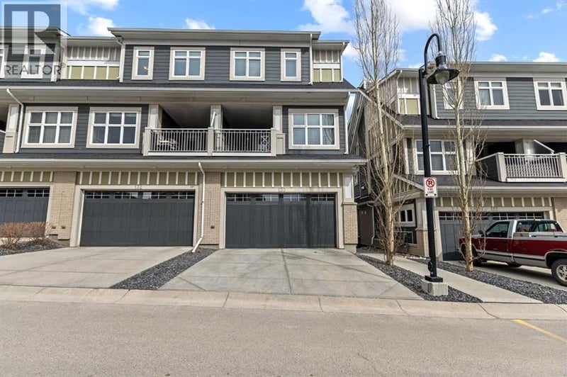 130 Silverado Plains Park Southwest, Calgary, Alberta, T2X1Y8, Calgary, Alberta — photo 1 of 5