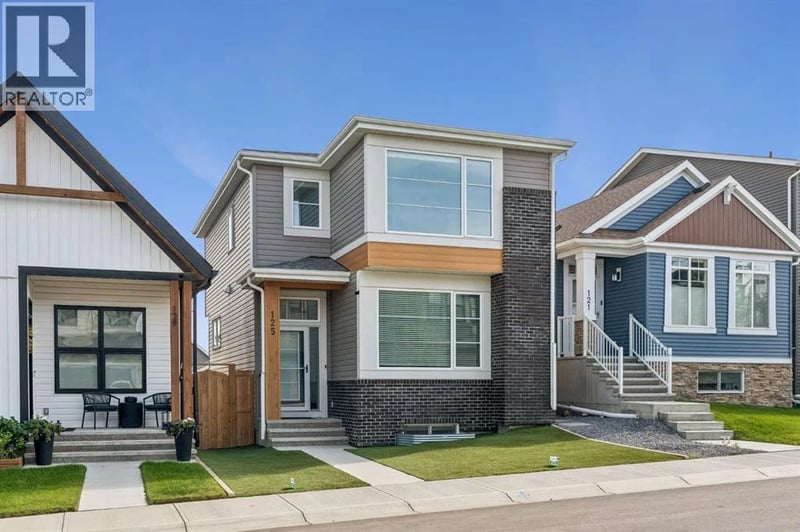 125 Rochester Way Northwest, Calgary, Alberta, T3L0G9, Calgary, Alberta — photo 1 of 5