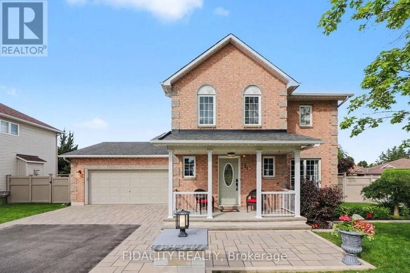 21 West Ridge Drive, Ottawa, Ontario, K2S1S4, Ottawa, Ontario — photo 1 of 5