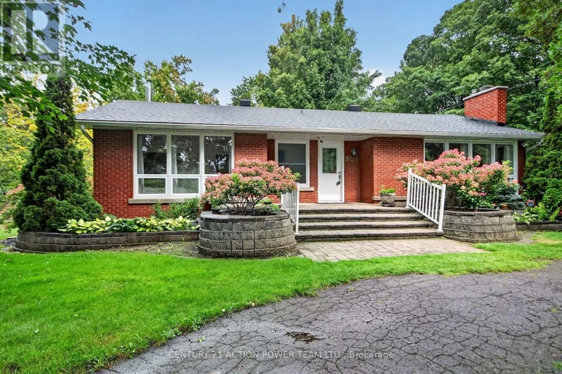 8431 Victoria Street, Ottawa, Ontario, K0A2P0, Ottawa, Ontario — photo 1 of 5