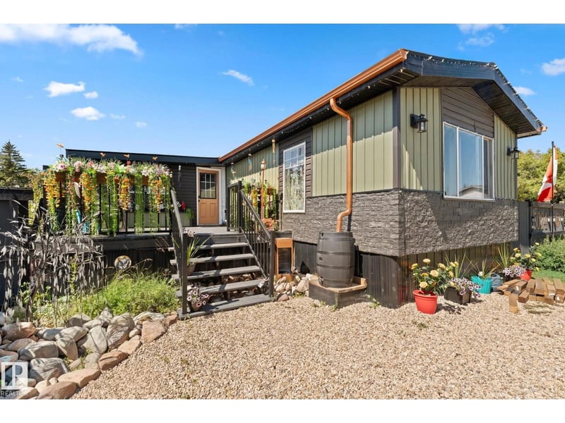 5024 45A ST, Barrhead, Alberta, T7N1J3, Barrhead, Alberta — photo 1 of 5