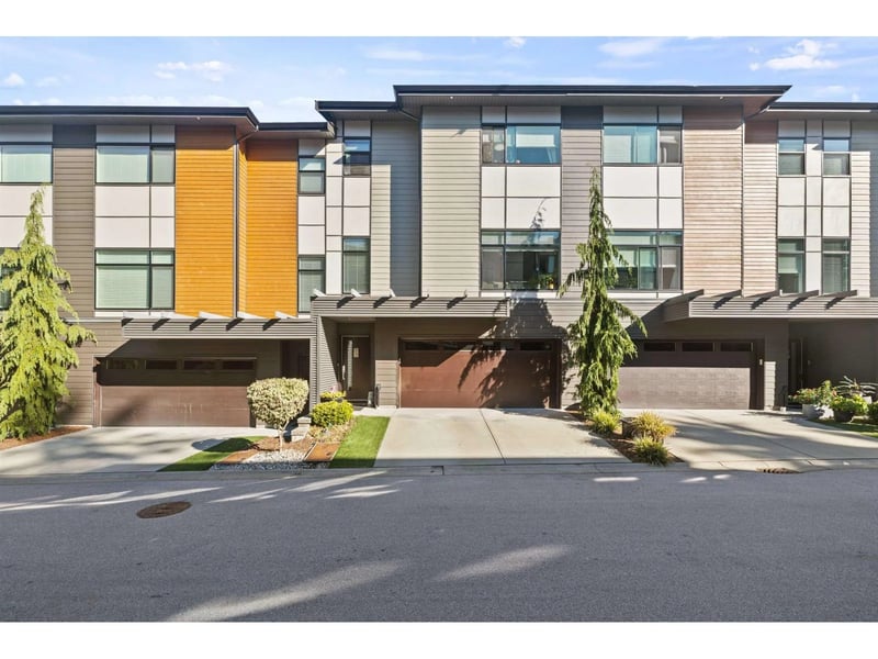 #11 33209 CHERRY Avenue, Mission, British Columbia, V2V0G8, Mission, British Columbia — photo 1 of 5