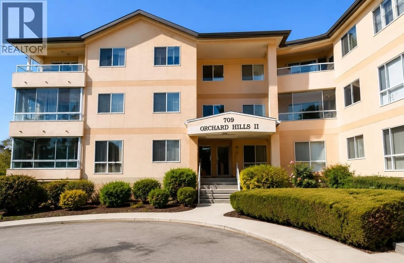 #114 709 Houghton Road, Kelowna, British Columbia, V1X7J7, Kelowna, British Columbia — photo 1 of 5