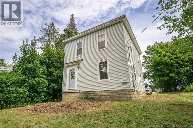 29 Churchill Street, St. Stephen, New Brunswick, E3L2G5, St. Stephen, New Brunswick — photo 1 of 5