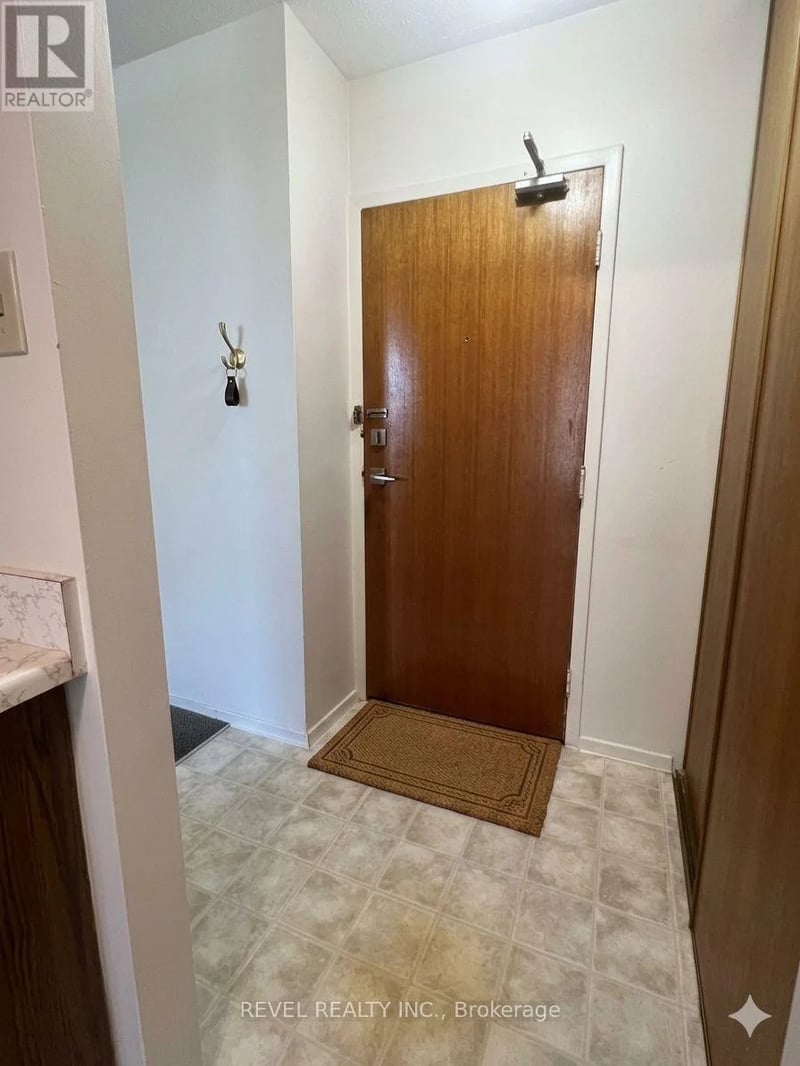 #407 359 Geneva Street South, St. Catharines (Fairview), Ontario, L2N2G5, St. Catharines (Fairview), Ontario — photo 1 of 5