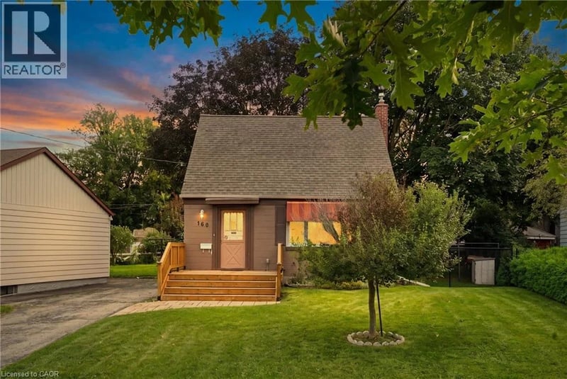 160 LORNE Crescent, Kitchener, Ontario, N2M3Y5, Kitchener, Ontario — photo 1 of 5