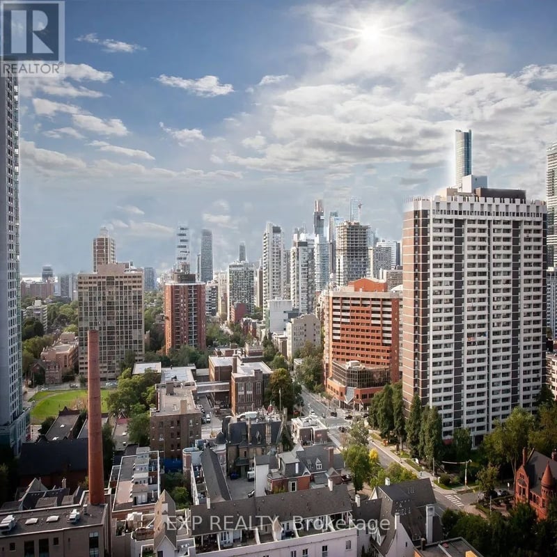 #305 10 Huntley Street, Toronto (North St. James Town), Ontario, M4Y2K7, Toronto (North St. James Town), Ontario — photo 1 of 5