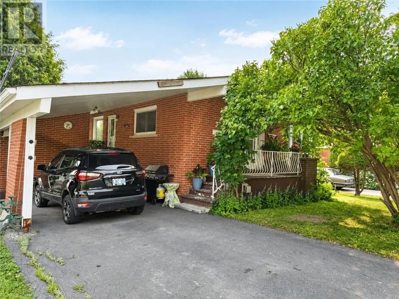 3 Rio Road, Sudbury, Ontario, P3C3A4, Sudbury, Ontario — photo 1 of 5