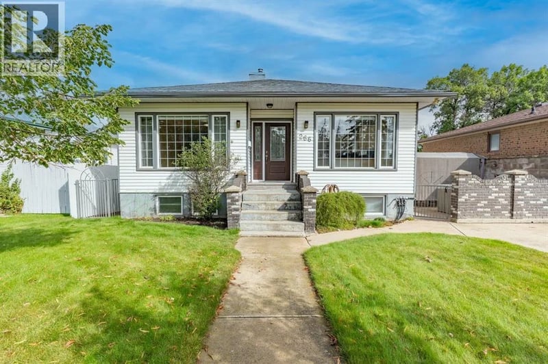 266 Prospect Drive Southwest, Medicine Hat, Alberta, T1A4B6, Medicine Hat, Alberta — photo 1 of 5