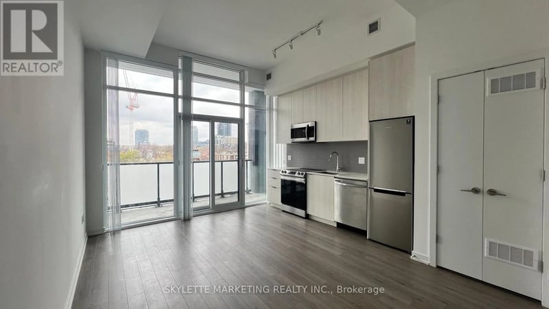 #424 50 Power Street, Toronto (Moss Park), Ontario, M5A0V3, Toronto (Moss Park), Ontario — photo 1 of 5