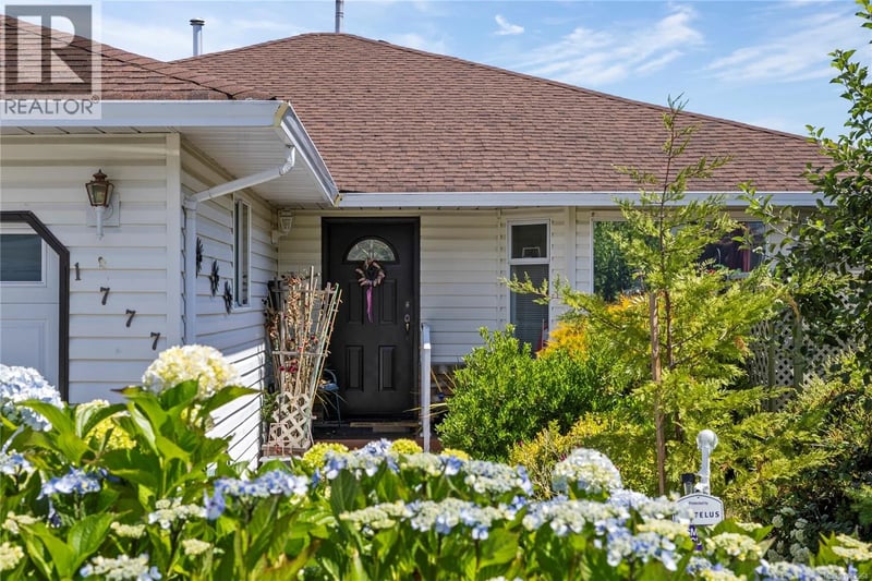 1777 Latimer Road, Nanaimo, British Columbia, V9S5R4, Nanaimo, British Columbia — photo 1 of 5