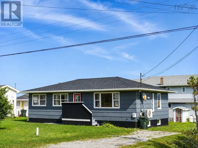 218 Waterview Street, New Waterford, Nova Scotia, B1H3G4, New Waterford, Nova Scotia — photo 1 of 5