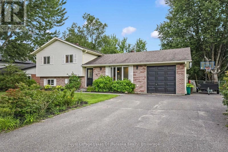45 Kevin Crescent, Bracebridge (Monck (Bracebridge)), Ontario, P1L1A2, Bracebridge (Monck (Bracebridge)), Ontario — photo 1 of 5