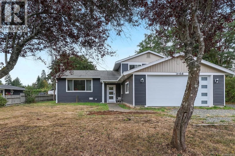 3158 Barford Crescent, Courtenay, British Columbia, V9N9L6, Courtenay, British Columbia — photo 1 of 5