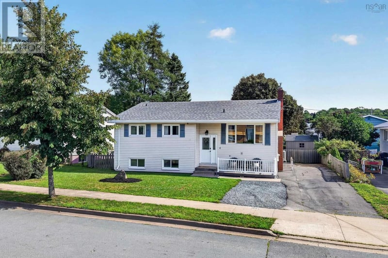 4 John Cross Drive, Dartmouth, Nova Scotia, B2W1X2, Dartmouth, Nova Scotia — photo 1 of 5
