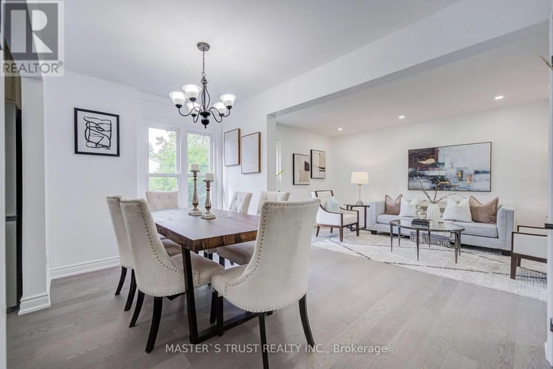 4 Gatsby Square, Brampton (Northgate), Ontario, L6S2H4, Brampton (Northgate), Ontario — photo 1 of 5