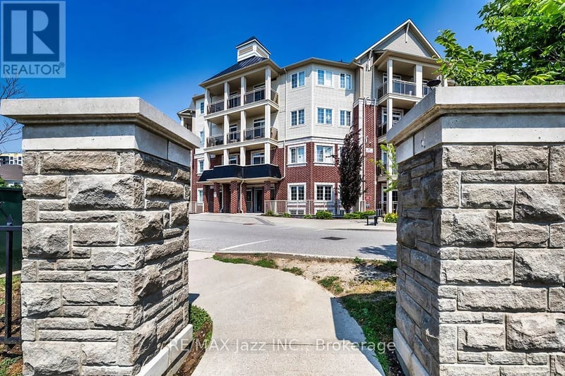 #116 84 Aspen Springs Drive, Clarington (Bowmanville), Ontario, L1C0V3, Clarington (Bowmanville), Ontario — photo 1 of 5