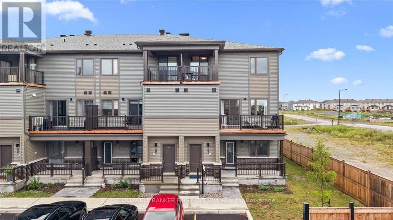 210 PARNIAN Private, Ottawa, Ontario, K2J7K5, Ottawa, Ontario — photo 1 of 5