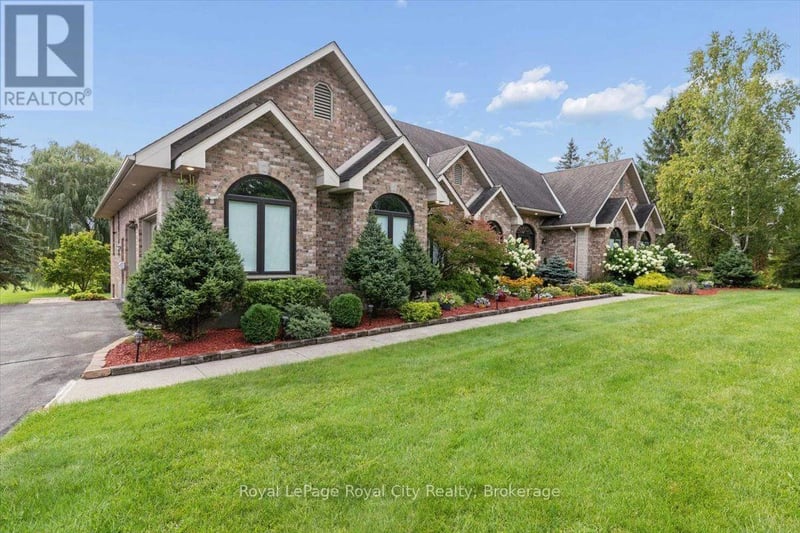 26 Bridle Path, Puslinch, Ontario, N0B2J0, Puslinch, Ontario — photo 1 of 5