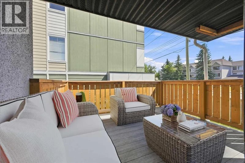 7734 Bowness Road Northwest, Calgary, Alberta, T3B0H1, Calgary, Alberta — photo 1 of 5