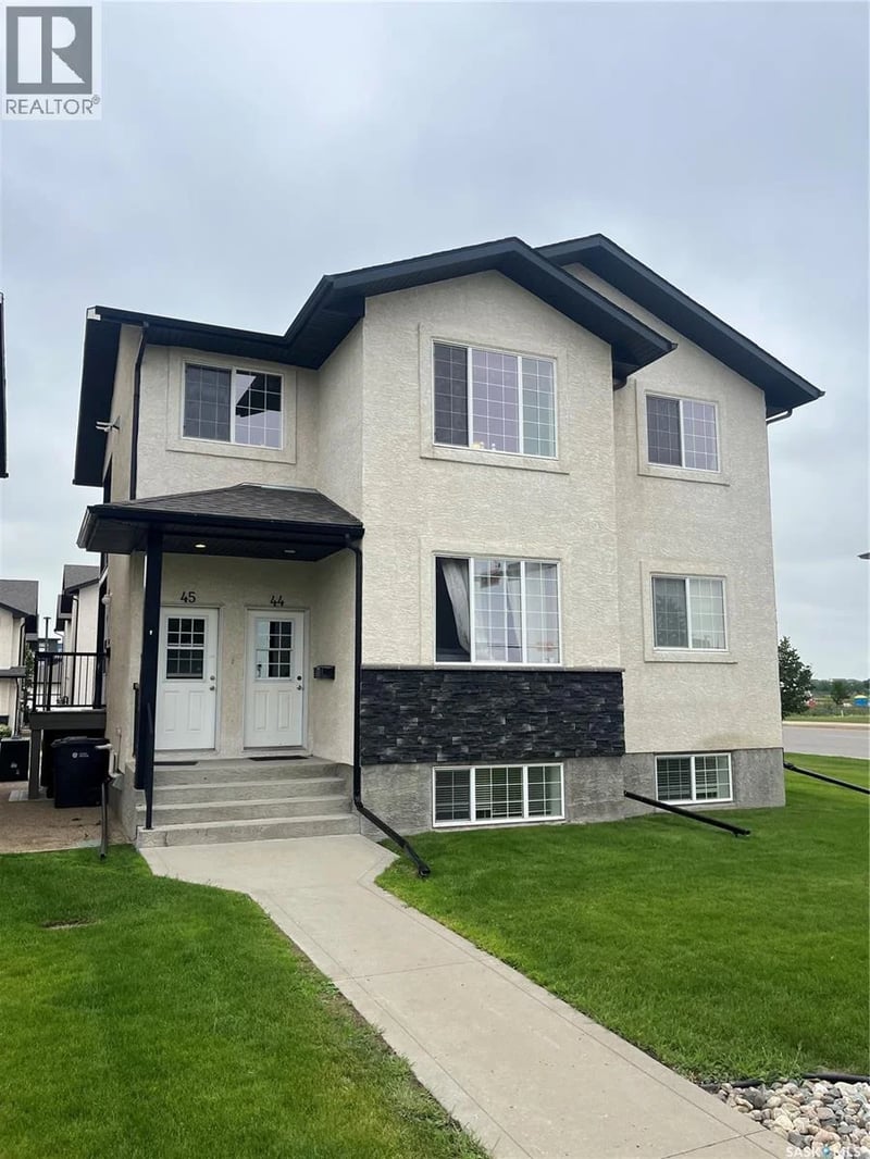 45 4640 Harbour Landing DRIVE, Regina, Saskatchewan, S4W0B8, Regina, Saskatchewan — photo 1 of 5