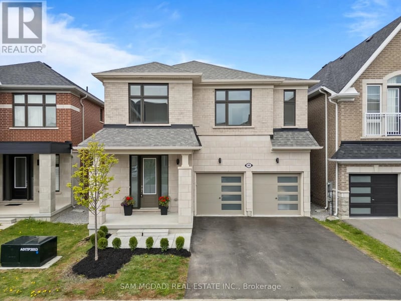 99 Black Walnut Court, Aurora (Aurora Estates), Ontario, L4G3X7, Aurora (Aurora Estates), Ontario — photo 1 of 5