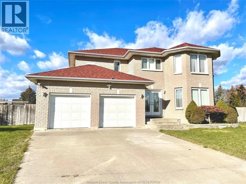 729 DONJON Court, Windsor, Ontario, N9G2W3, Windsor, Ontario — photo 1 of 5