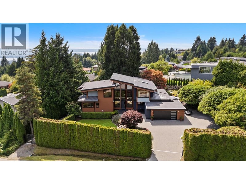 865 ANDOVER Crescent, West Vancouver, British Columbia, V7S1Y5, West Vancouver, British Columbia — photo 1 of 5
