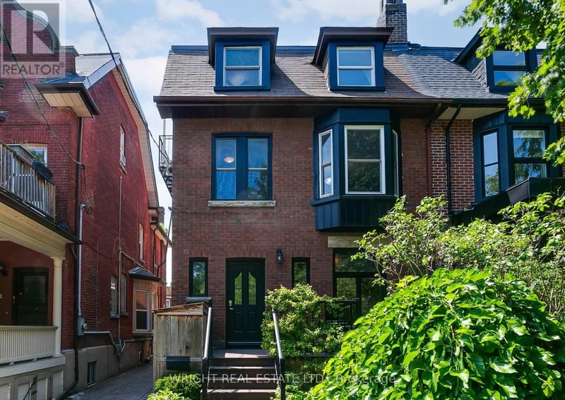 112 Albany Avenue, Toronto (Annex), Ontario, M5R3C4, Toronto (Annex), Ontario — photo 1 of 5