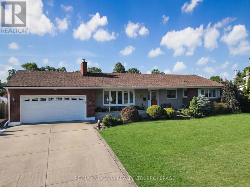27 Lindbergh Drive, Fort Erie (Central), Ontario, L2A2Z5, Fort Erie (Central), Ontario — photo 1 of 5