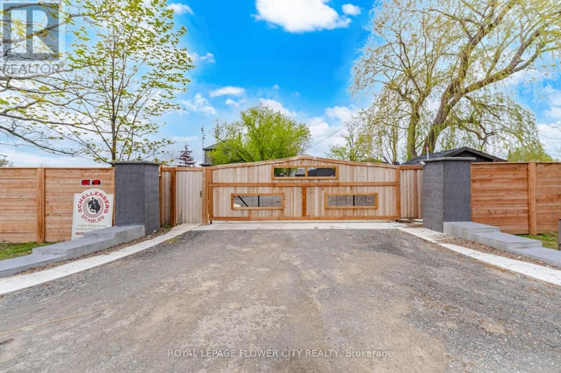 2483 Burnhamthorpe Road, Oakville (OA Rural Oakville), Ontario, L6M4H1, Oakville (OA Rural Oakville), Ontario — photo 1 of 5