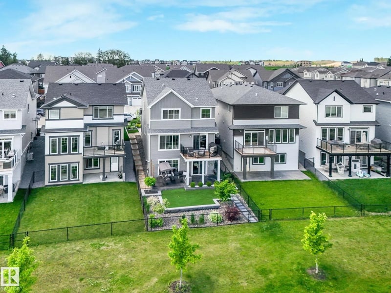 7151 EDGEMONT WY NW, Edmonton, Alberta, T6M1K1, Edmonton, Alberta — photo 1 of 5