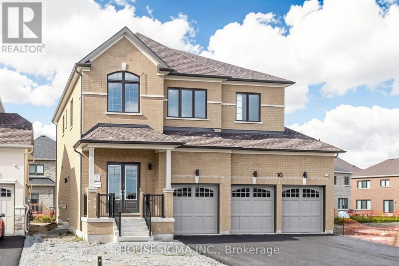 10 Max Bulmer Court, Georgina (Keswick North), Ontario, L3X3J9, Georgina (Keswick North), Ontario — photo 1 of 5