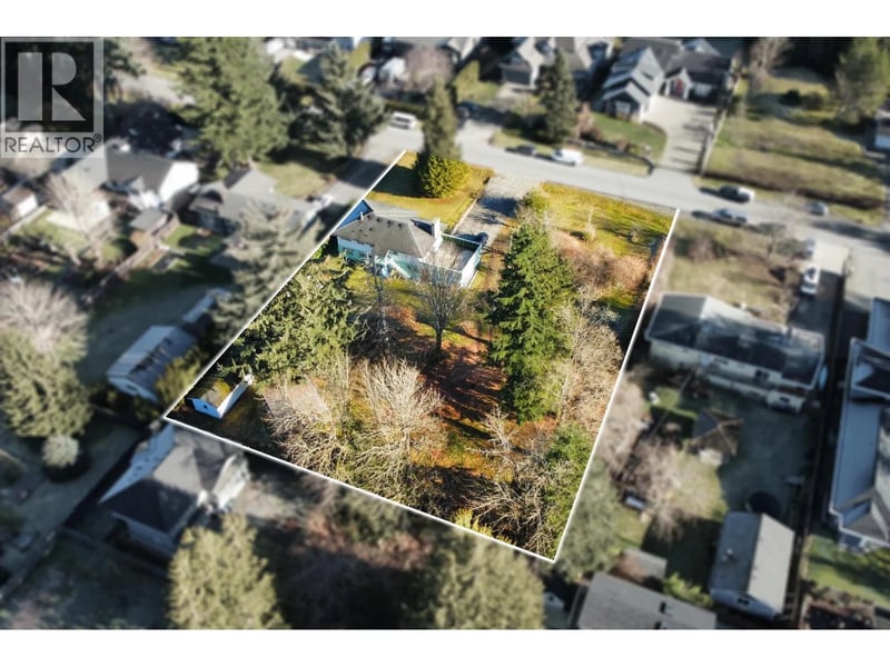 40127 KALODON Road, Squamish, British Columbia, V0N1T0, Squamish, British Columbia — photo 1 of 5