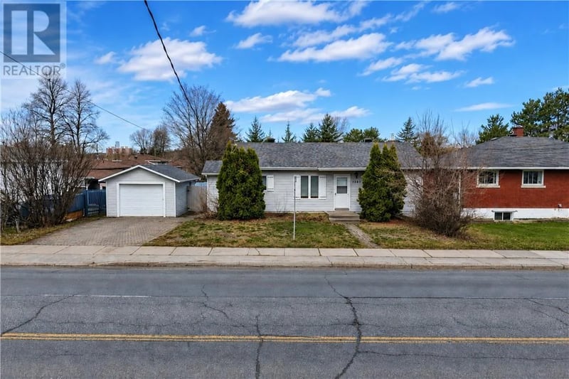 1287 Barrydowne Road, Sudbury, Ontario, P3A3V9, Sudbury, Ontario — photo 1 of 5