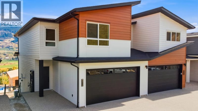 415 Arrowleaf Drive, Coldstream, British Columbia, V1B0B5, Coldstream, British Columbia — photo 1 of 5