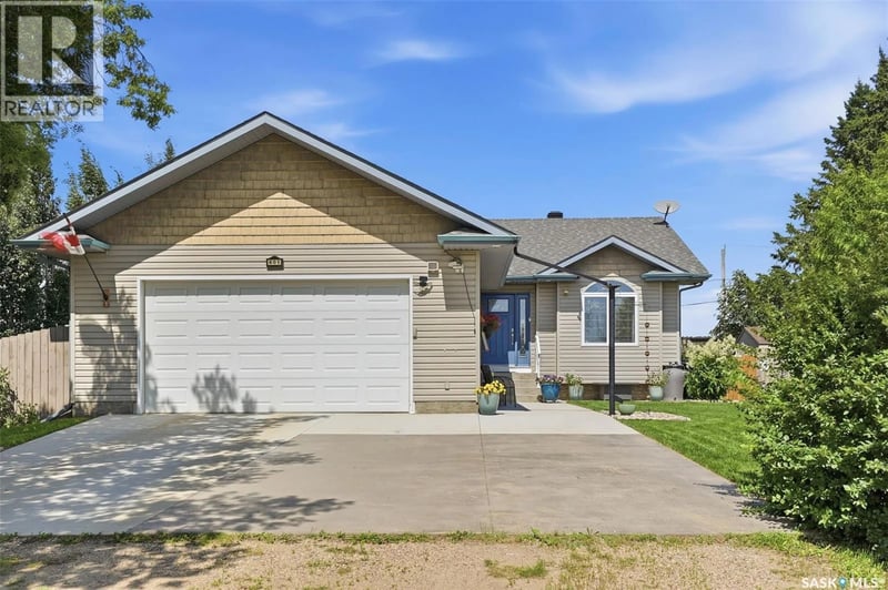 601 2nd AVENUE, Borden, Saskatchewan, S0K0N0, Borden, Saskatchewan — photo 1 of 5