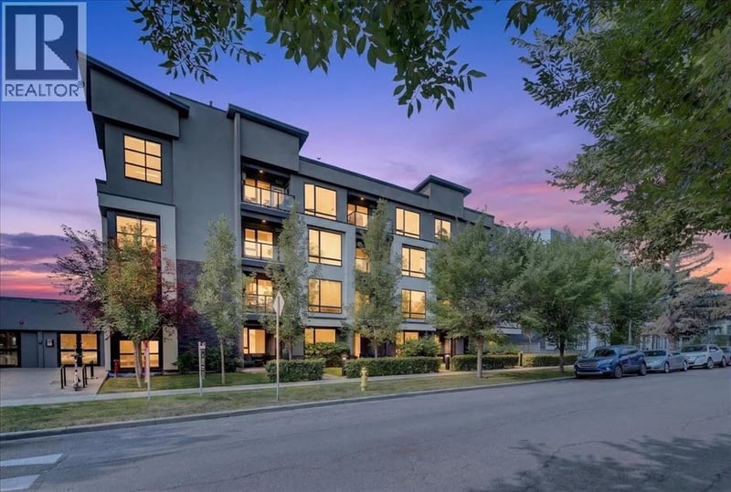 607 17 Avenue Northwest, Calgary, Alberta, T2M0N6, Calgary, Alberta — photo 1 of 5