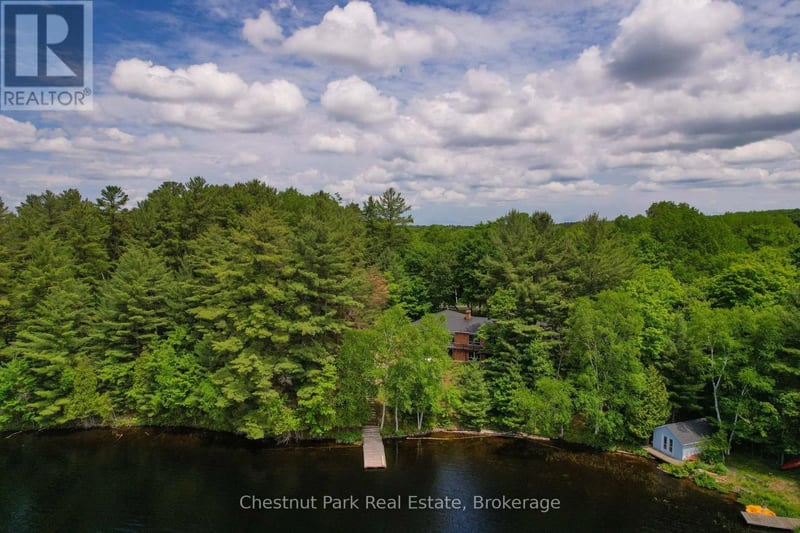 652 North Waseosa Lake Road, Huntsville (Chaffey), Ontario, P1H2J4, Huntsville (Chaffey), Ontario — photo 1 of 5